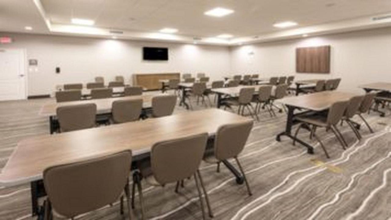 Staybridge Suites Dearborn By Ihg Exterior photo
